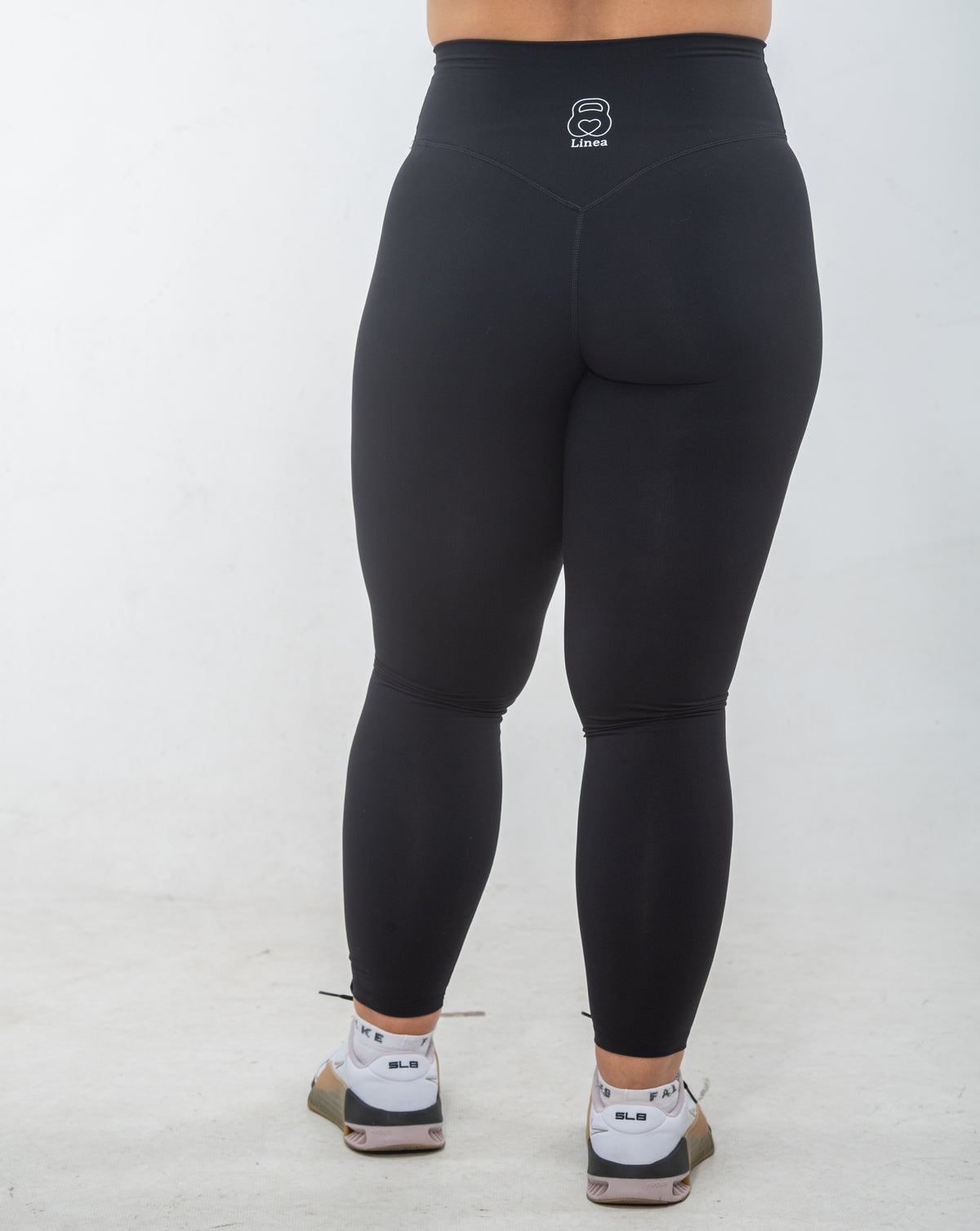 Essential Linea Legging